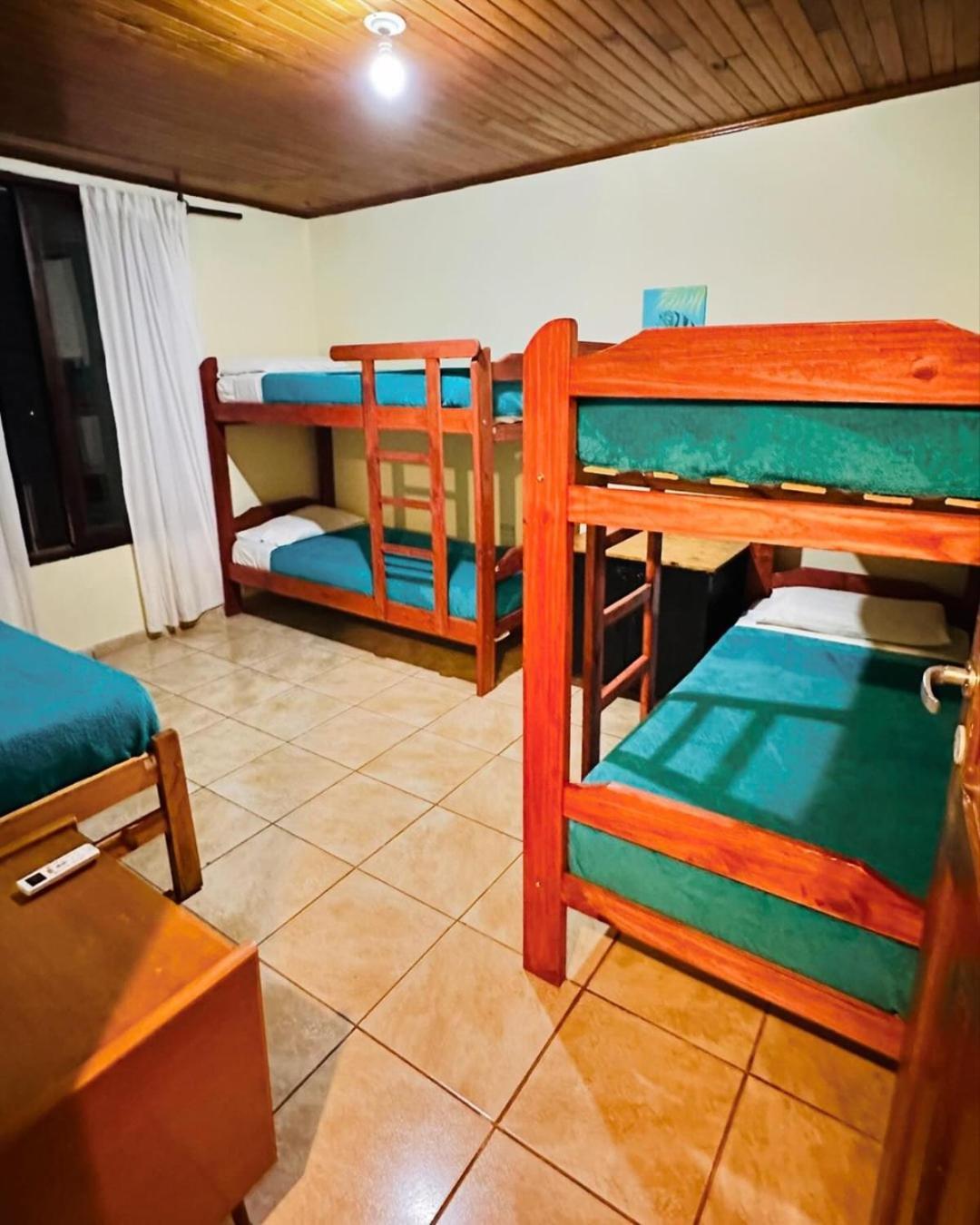 Benteveo Hostel Iguazu Puerto Iguazú Exterior foto