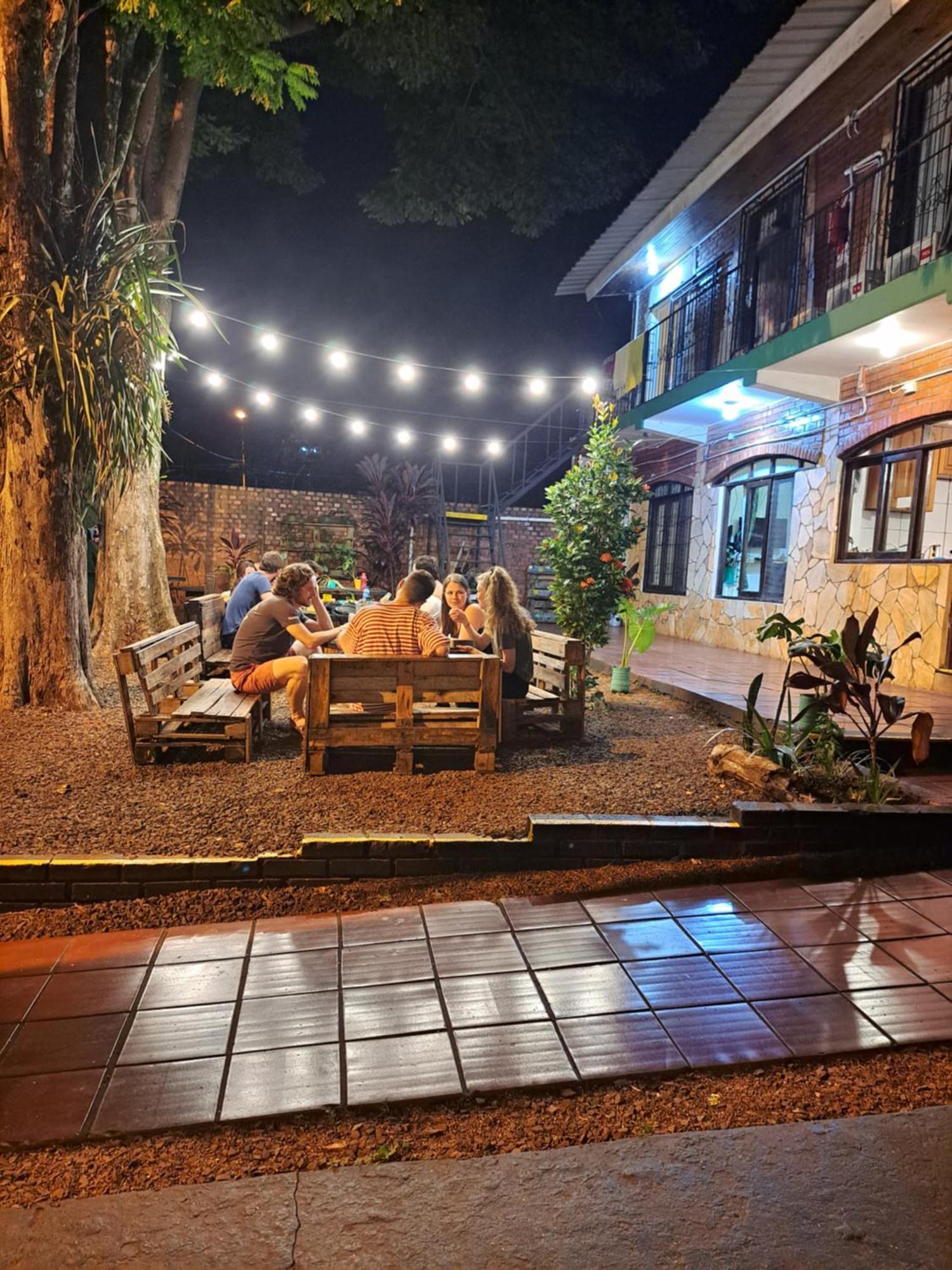 Benteveo Hostel Iguazu Puerto Iguazú Exterior foto